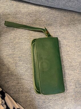 Portland Leather Forest Green Leather Wristlet Wallet with Strap